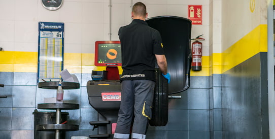 Cambio de Neumáticos y Equilibrado en Rodi Reus